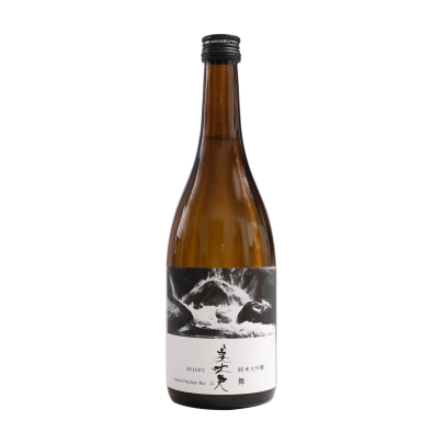 日本BIJOFU美大夫纯米清酒 15％VOL 720ML